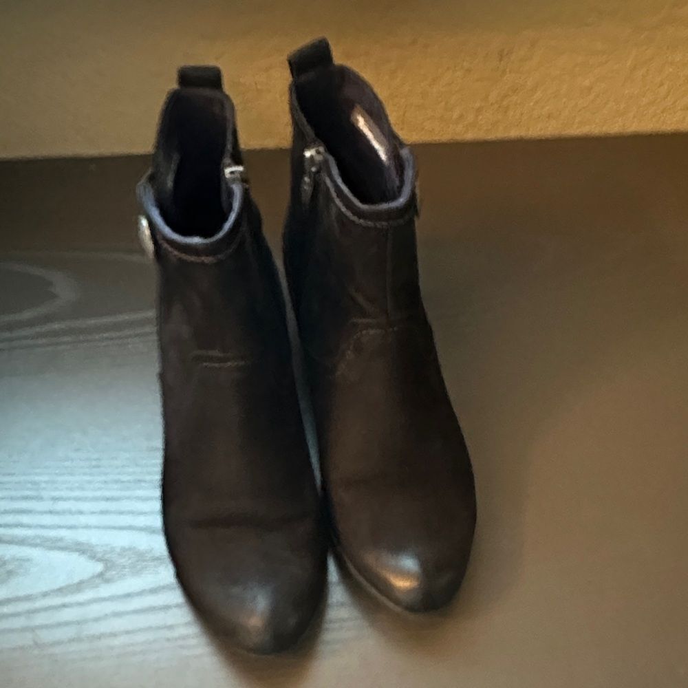 Elegant Black Ankle Booties